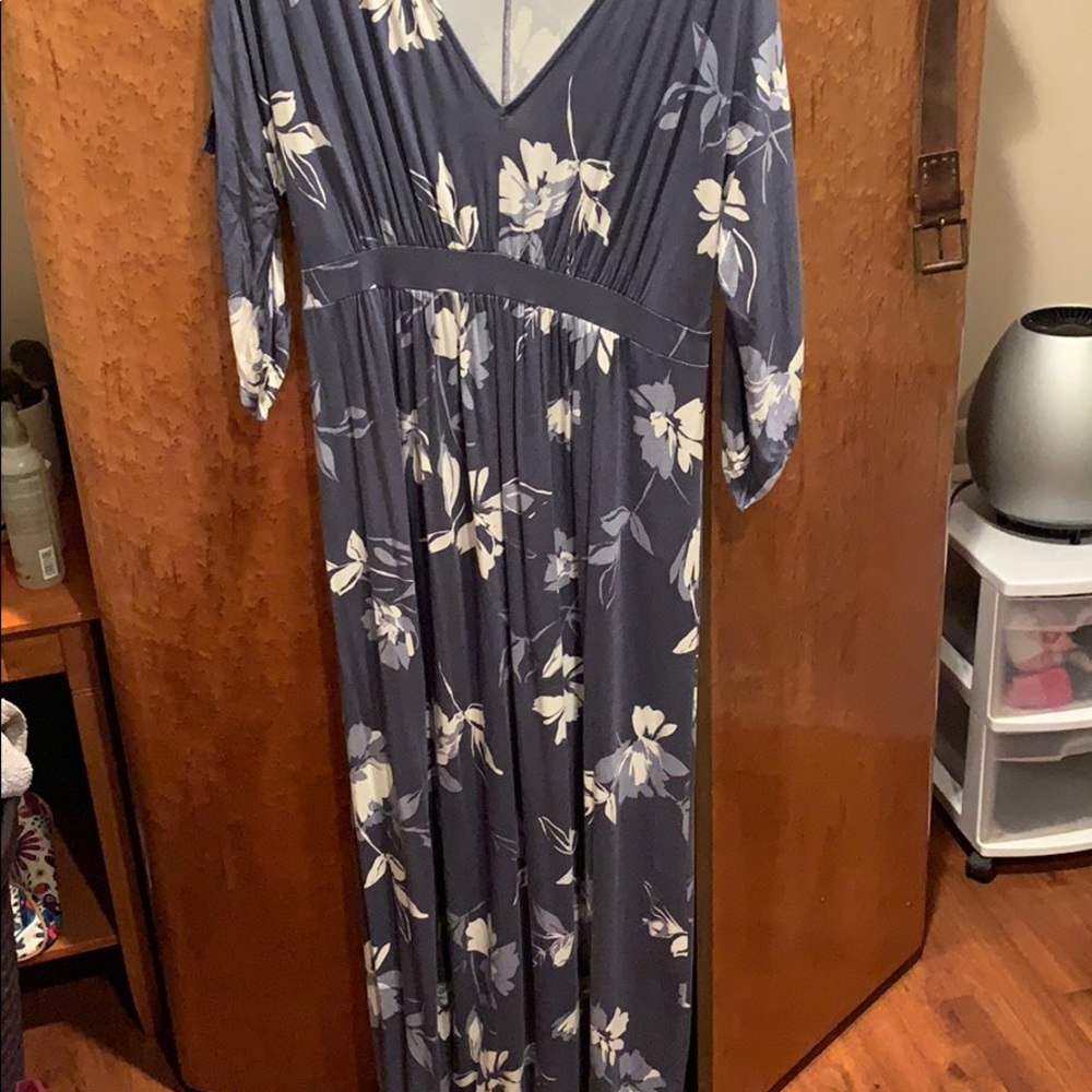 Maternity dress